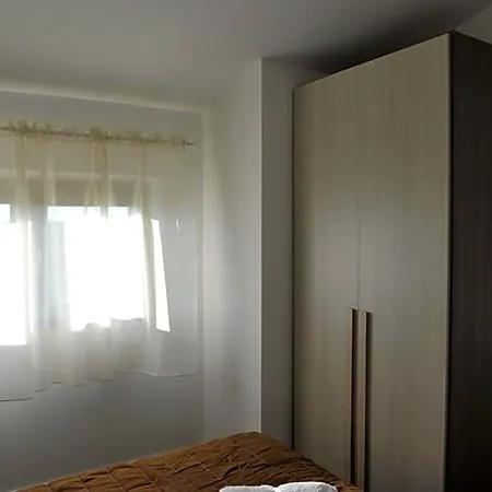 فندق مبيت وإفطار Laregina 3*