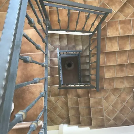 فندق مبيت وإفطار Laregina 3*