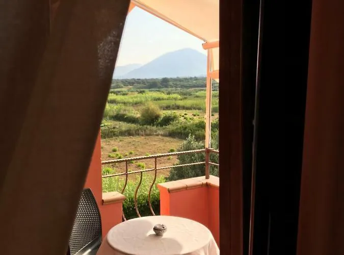 Laregina 住宿加早餐酒店 3*